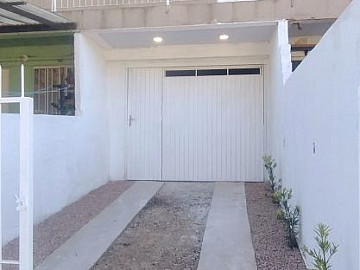 Sobrado com entrada individual