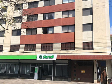 Apartamento com 2 terra�os cobertos